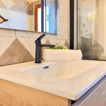Fenicia Con Accesso Privato Al Mare